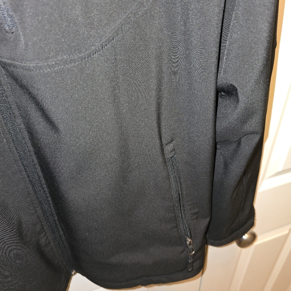 Black Softshell Jacket With Zippered Pockets - image 4